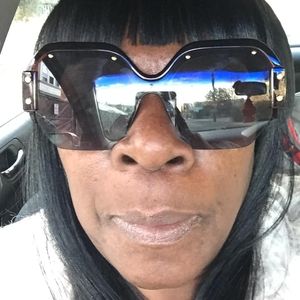 Meet your Posher, Joann